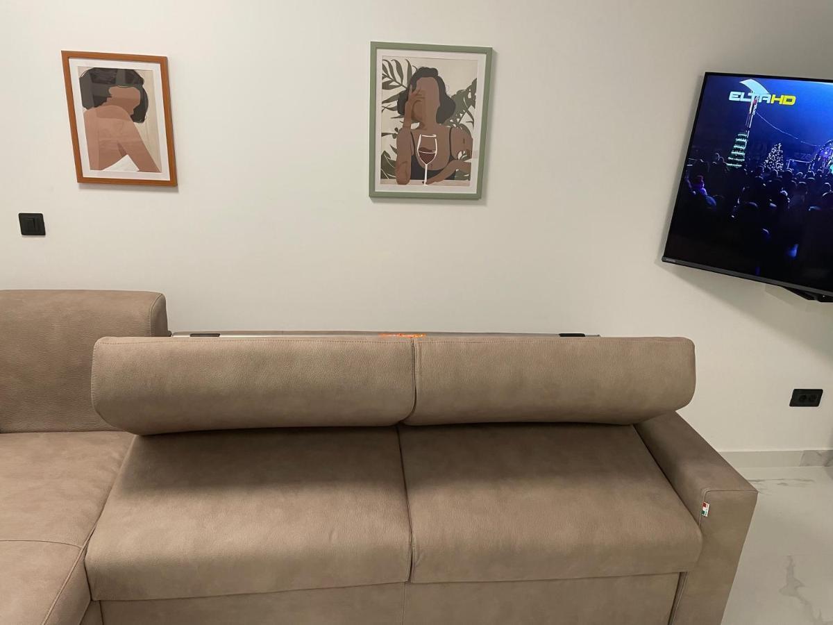 Deluxe Pool Apartment 4 Петровац Экстерьер фото